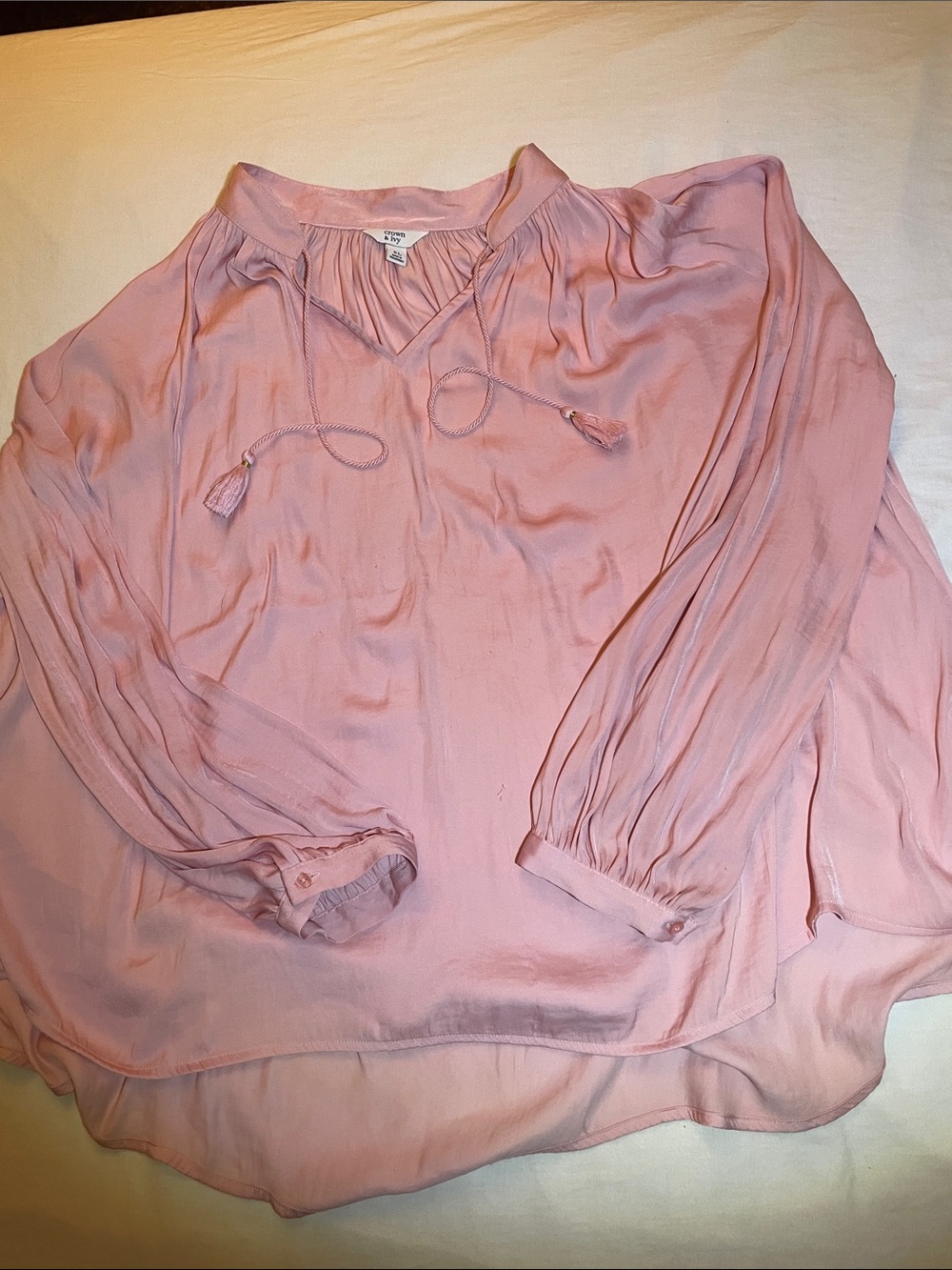 crown & ivy Dusty Pink Peasant Tassel Blouse